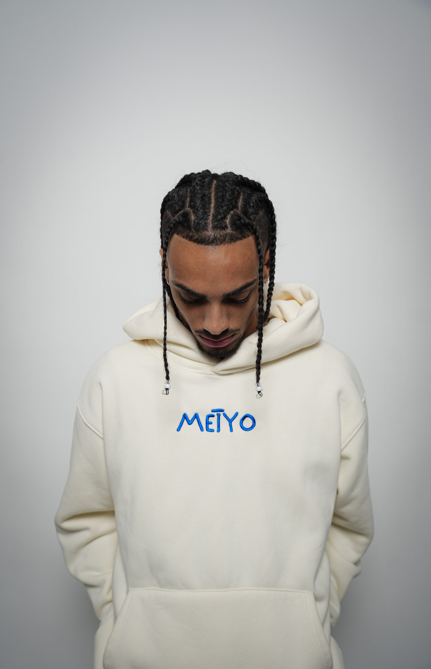 #001 hoodie meiyo edition "voyage intérieur"